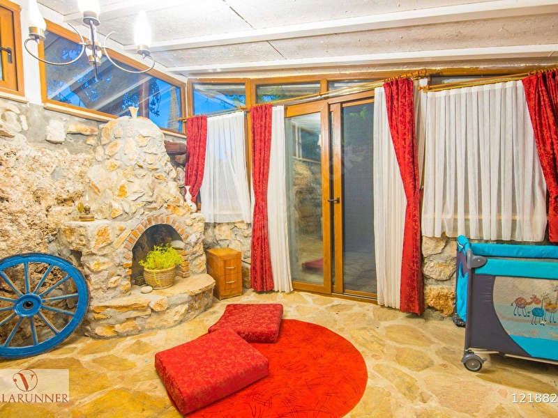 Günlük Kiralık 4 Odalı Villa Muğla Marmaris Söğüt Mahallesi 8 Kişi Kapasiteli