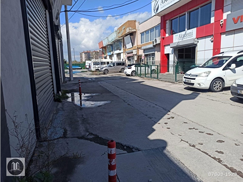 Çi̇ğli̇ aosb yani \ sanayi̇ si̇tesi̇nde  \ satilik bi̇na i̇şyeri̇ (i̇ş merkezi̇nde)