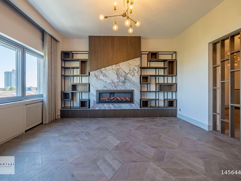 4.5+1 with bosphorus view (fully renovated) ni̇şantaşi (tr açıklamada)