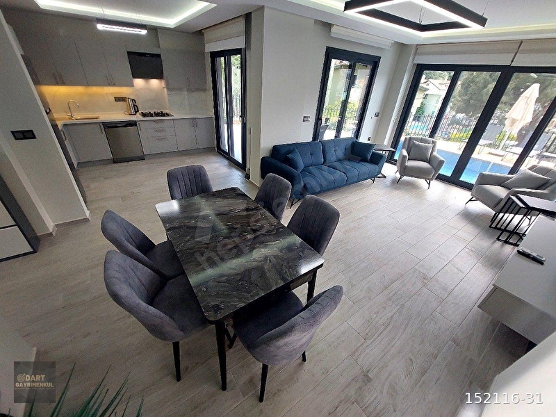 Günlük Kiralık 3 Odalı Villa Muğla Marmaris Gölenye Mahallesi 6 Kişi Kapasiteli