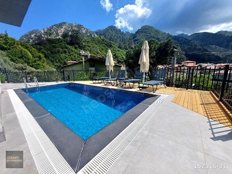 Günlük Kiralık 3 Odalı Villa Muğla Marmaris Gölenye Mahallesi 6 Kişi Kapasiteli