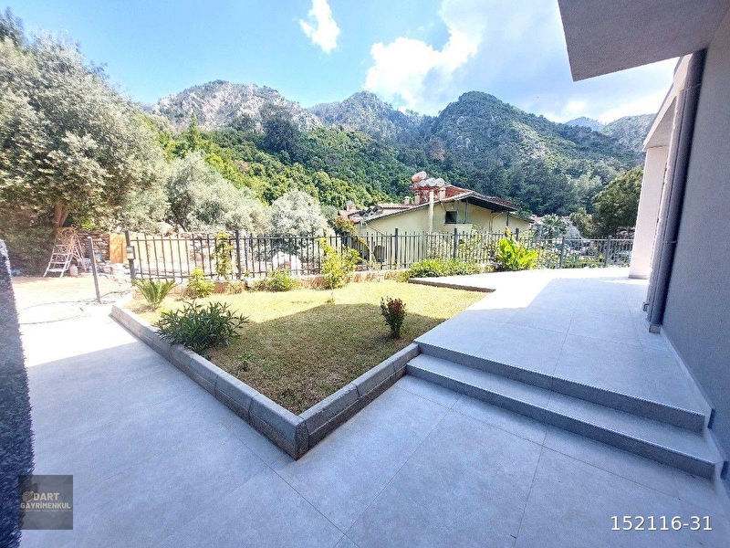 Günlük Kiralık 3 Odalı Villa Muğla Marmaris Gölenye Mahallesi 6 Kişi Kapasiteli