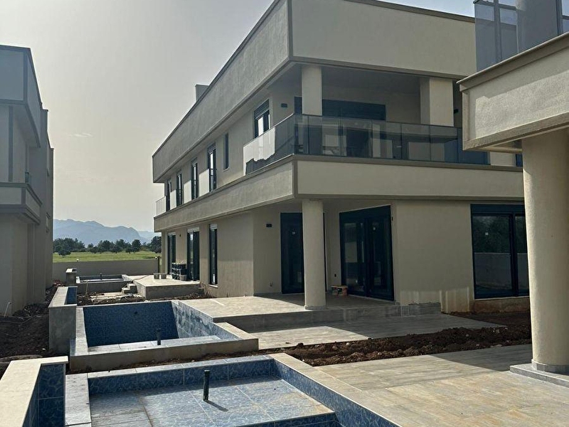 !!!bu fiyat kaçmaz!!! antalya duacı da 5+1 triblex villa