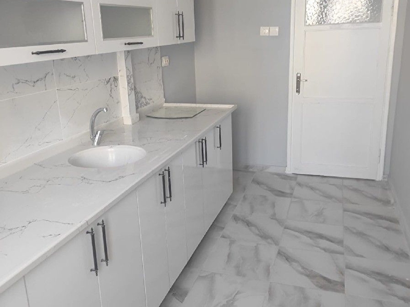 Barajyoluna yürüme mesafesi̇nde full yapili kacmaz dai̇re