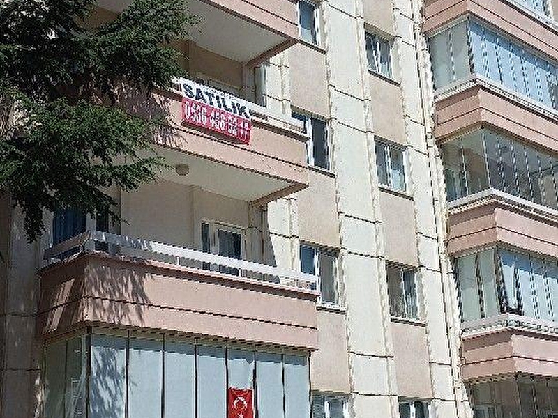 Turan gunes bulvari cepheli i̇çi̇ boş yapili 3+1 sitede cetinkaya bitisiginde 6.700.000