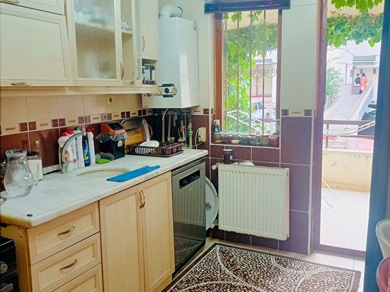 Balkonlu kot 2 de satılık 3+1