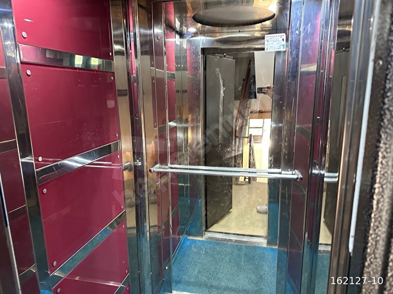 Aydınlar Mahallesinde 4+1 Satılık Daire