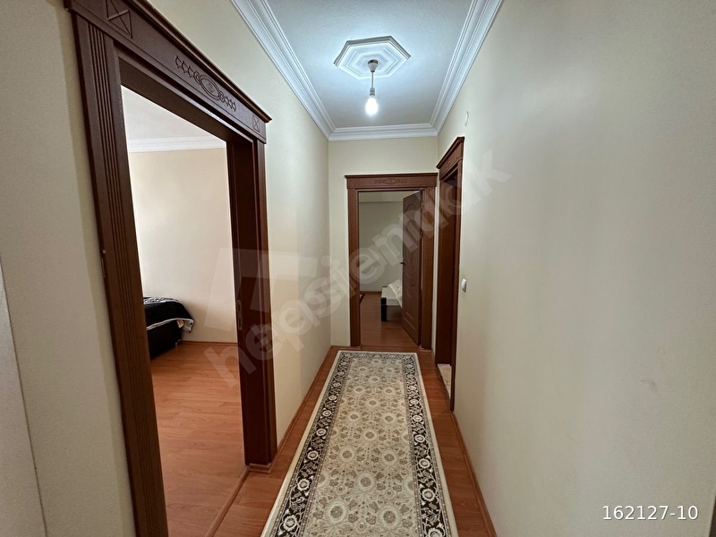 Aydınlar Mahallesinde 4+1 Satılık Daire