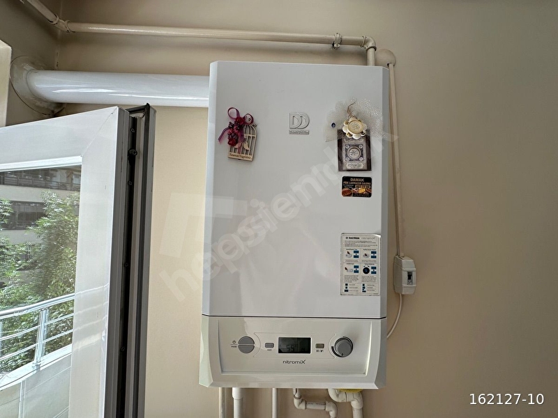 Aydınlar Mahallesinde 4+1 Satılık Daire