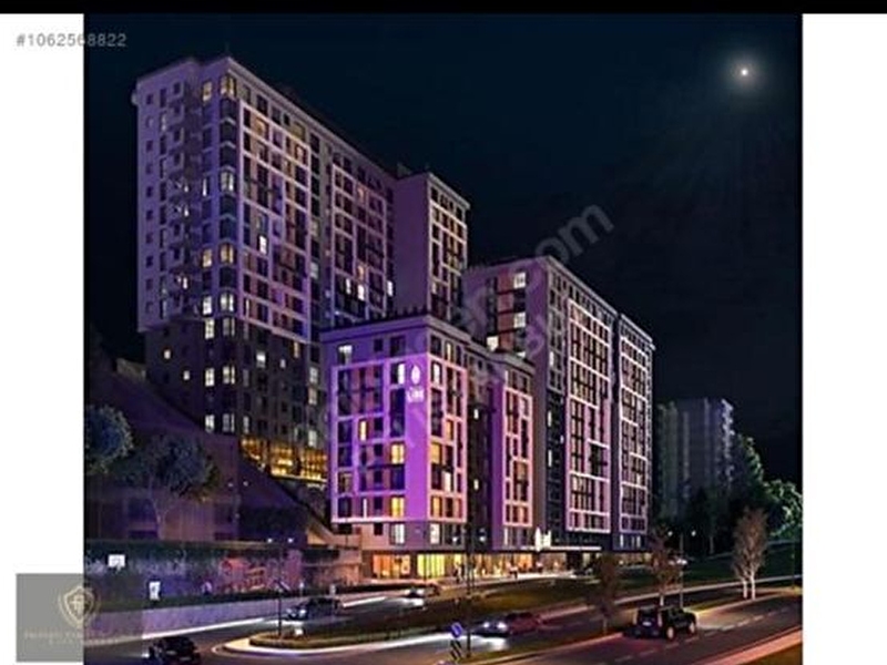 Genyap si̇tesi̇nde  2+1  satilik kelepi̇r  yeni̇  dai̇re