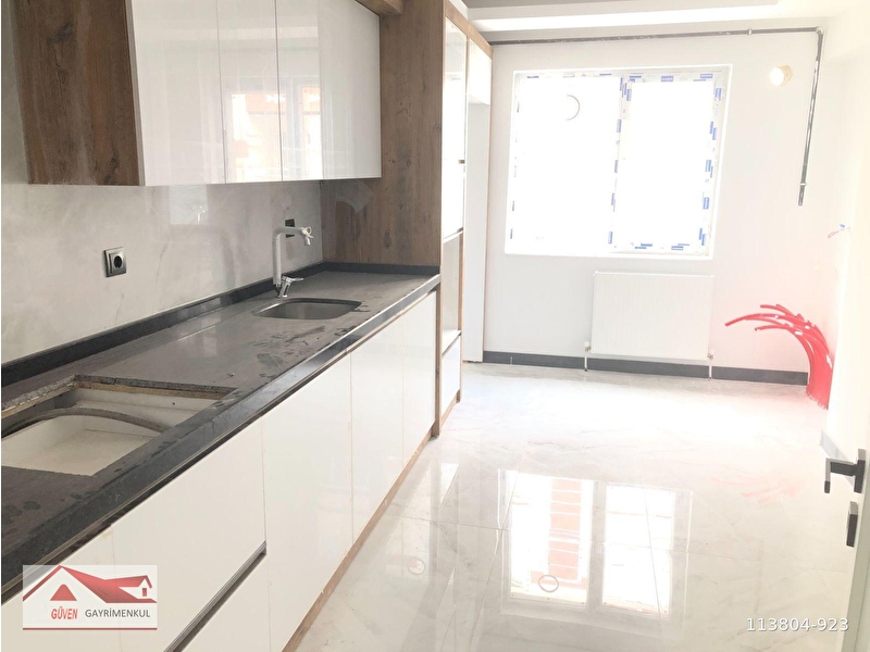 Eti̇mesgut eti̇ler mah. satilik sifir 3+1 dai̇re
