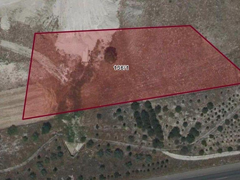 Çevreyoluna 130 metre cepheli̇ kaçmaz firsat tek tapu arsa