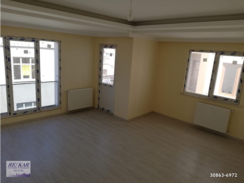 750 000 Tl Sirinevler Metro Yakini 4 1 160m2 Cift Banyo Ve Mutfakli Dubleks