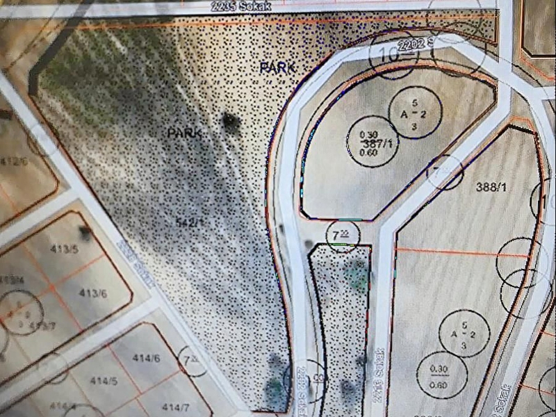 Zorlu'dan boynuyoğunda i̇ki̇ kata i̇marli park cepheli̇ kupon arsa !