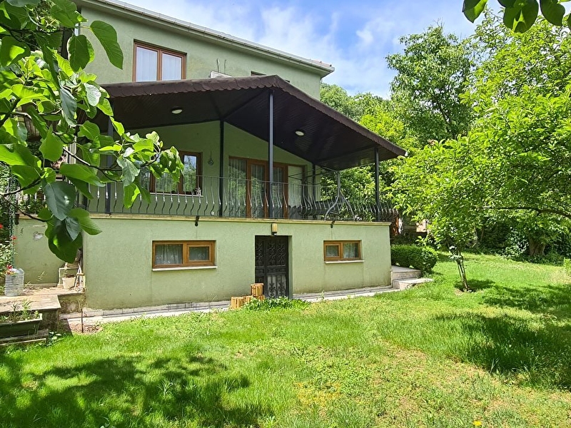 Beykoz çengeldere mahallesin’de doğa içerisinde 2 katlı kiralık villa