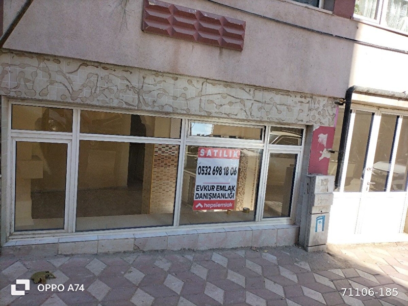 Fi̇yatlar düştü haci yusuf mahallesi̇'nde kurtuluş caddesi̇nde satilik i̇şyeri̇