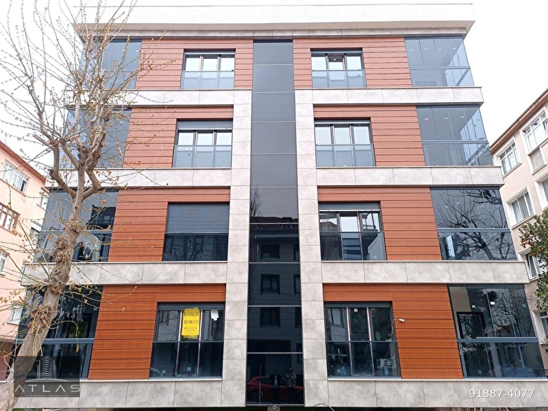 Atlas'tan bahçeli̇ni̇zamda, yeni̇ bi̇na, 3+1 145m2  arakat, k.otoparkli