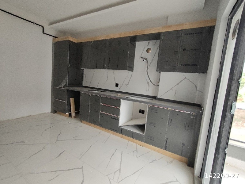 Bursa kestel vani̇ mehmet mahallesi̇'nde havadar konumda satilik sifir 3+1 dai̇re