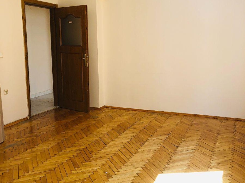 2 500 Tl Sisli Esentepe 2 1 85m2 Gayrettepe Metrosuna 5dk Akdere Emlak