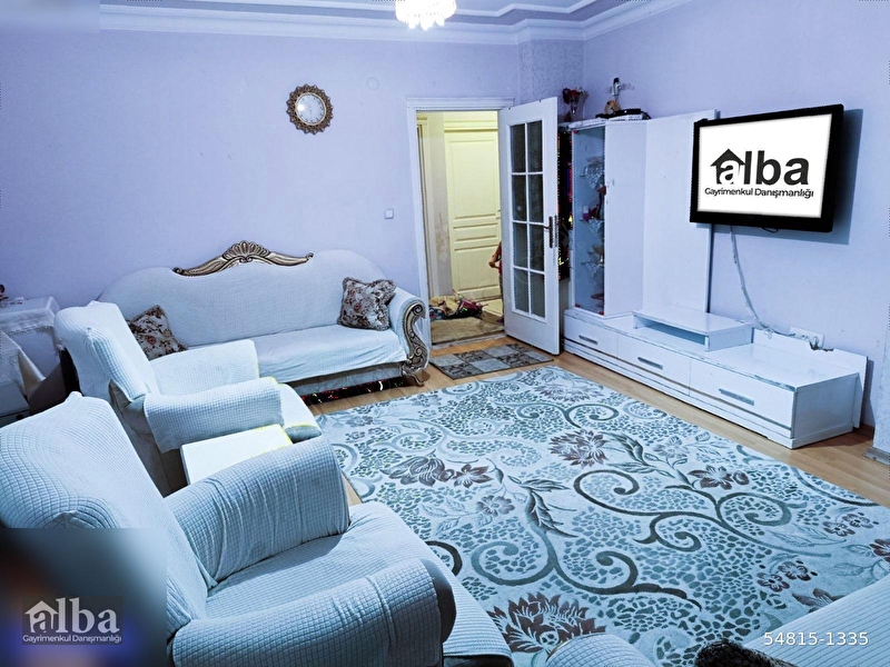 Alba'dan seyrantepede metroya 10 dk 2+1 satilik firsat dai̇re