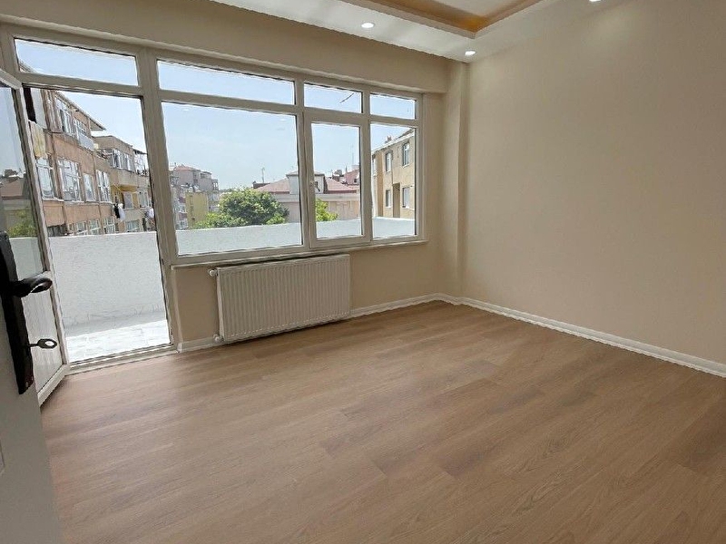 Emlak center'dan fatih fındıkzade çapa mevkisinde satılık 2+1 salon