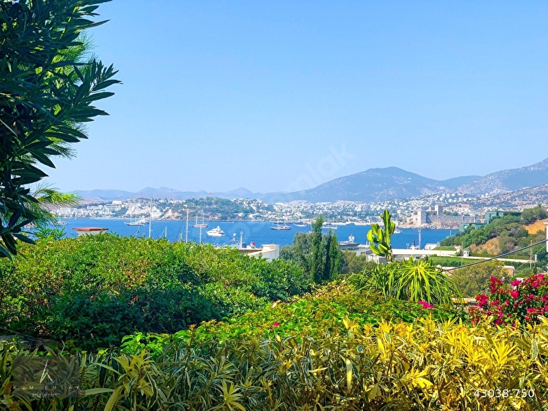 5 000 Tl Bodrum Kumbahce De Kiralik Kale Deniz Manzarali Bahce Kati Daire