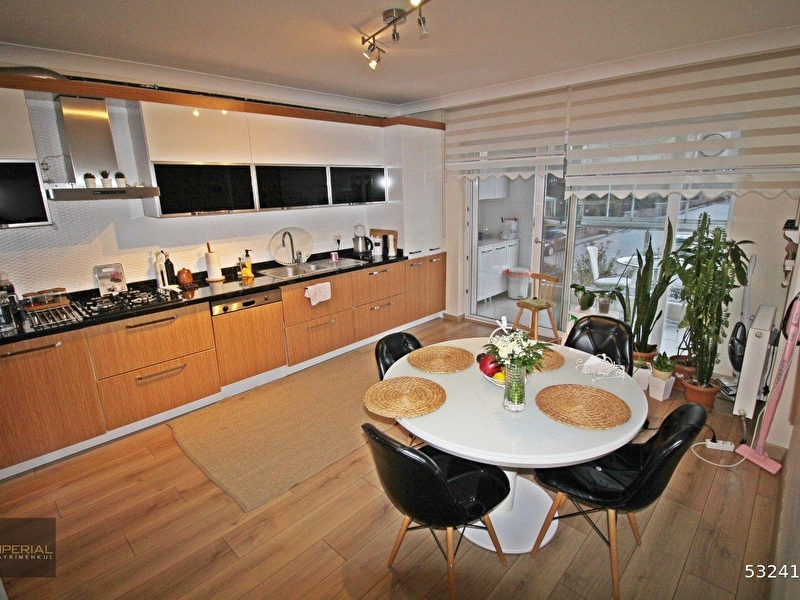 Bağlıca merkez satılık 4+1 geniş site daire