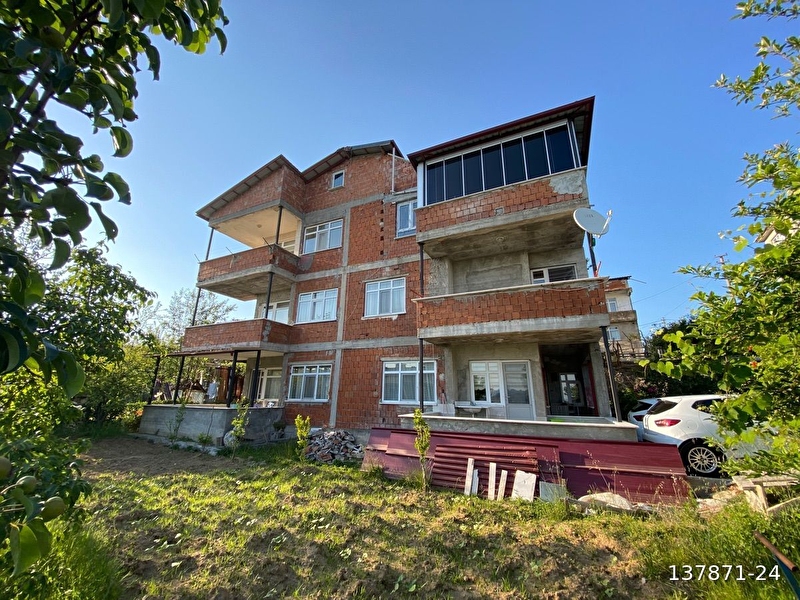 Zonguldak kdz ereğli satılık bina 4 adet daire ve bahçeli