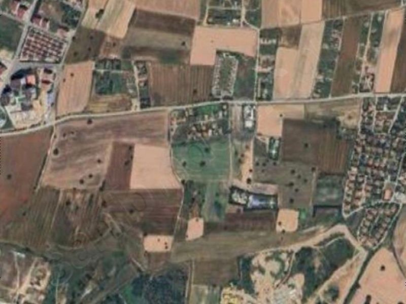Önerlerde satilik ya da kat karşiliği arsalar