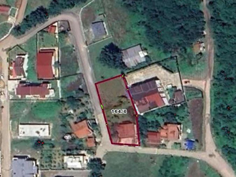 Remax maxi̇mum'dan kartepe acisuda satilik köşe parsel arsa