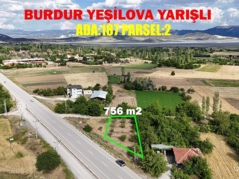 Burdur yeşi̇lova yarişli'da asfalt yola cephe i̇marli satilik arsa