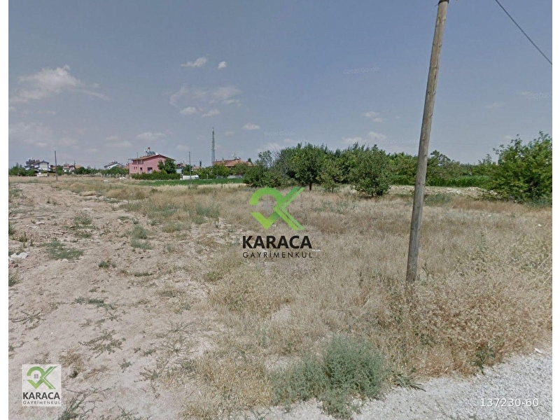 Karacadan karahüyük'te müstakil 1.386 m2 villa arsası