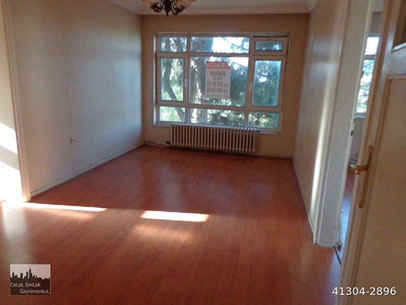 Gazi̇ mah.polatli caddesi̇nde 3+1