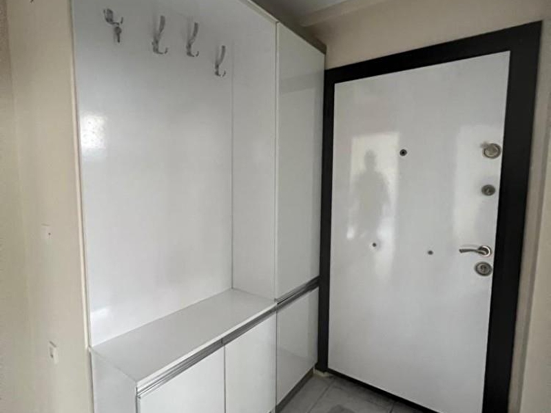 Halkali merkez kavaklida bahçe kati ki̇ralik dai̇re