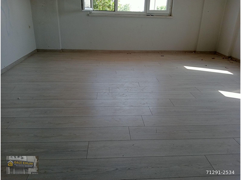 Gazi̇emlak,tan ata mah.bahçeli̇ ara kat balkonlu ferah  3+1 120 dai̇re ki̇raliktir