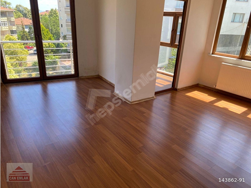 Akçakoca Can Emlak Plaj Üstü Deniz Manzaralı Satılık 2+1 Daire