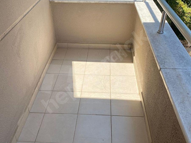 Akçakoca Can Emlak Plaj Üstü Deniz Manzaralı Satılık 2+1 Daire