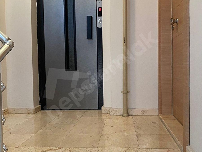 Akçakoca Can Emlak Plaj Üstü Deniz Manzaralı Satılık 2+1 Daire