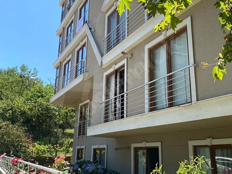 Akçakoca Can Emlak Plaj Üstü Deniz Manzaralı Satılık 2+1 Daire