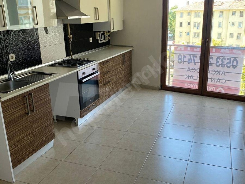 Akçakoca Can Emlak Plaj Üstü Deniz Manzaralı Satılık 2+1 Daire