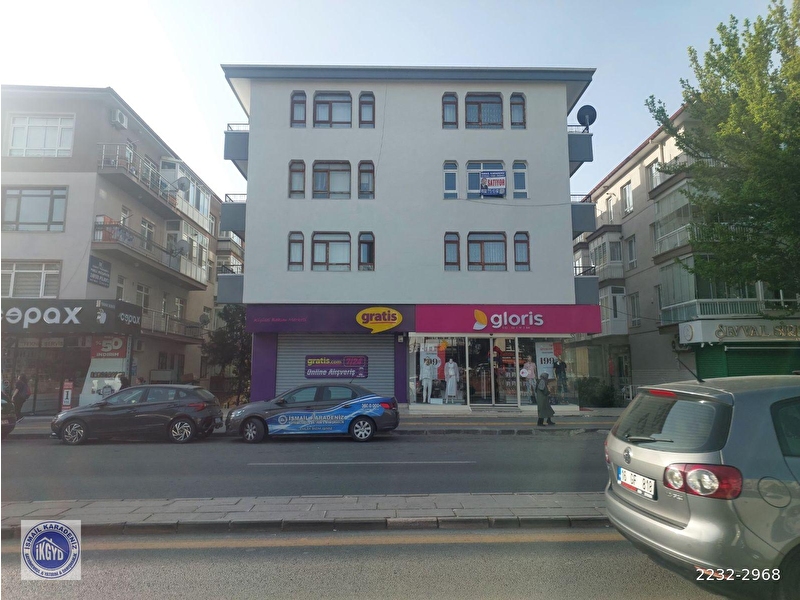 Etli̇k gi̇resun caddesi̇ ara kat 150 m2 süper lüks bakimli
