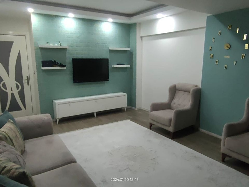 Şahi̇n gayri̇menkulde 3+1 satilik dublex dai̇re