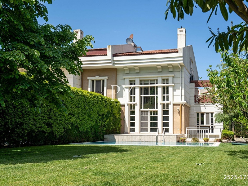 Kw platin sarıyer marenegro boş en iyi konumlu satılık villa