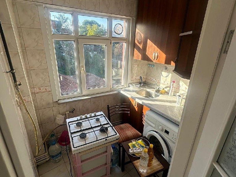 Balat merkeze yakin 2+1 eşyali dai̇re