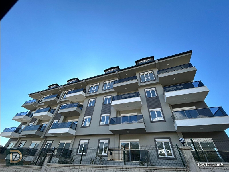 Alanya oba'da satilik sifir 2+1 akti̇vi̇teli̇ si̇te i̇çeri̇si̇nde dai̇re