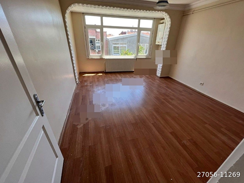 Emr şi̇şli̇  baysungur sokak ta 2+1 ferah dai̇re