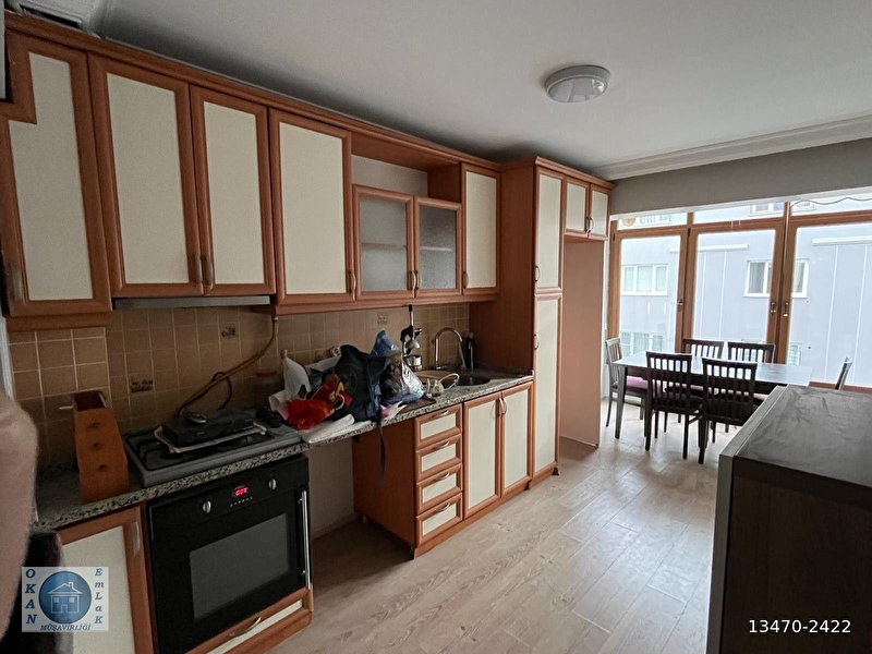 Firsat dai̇re, deprem yönetmeli̇kli̇-asansörlü-arakat-130 m2 kullanişli köşe dai̇re