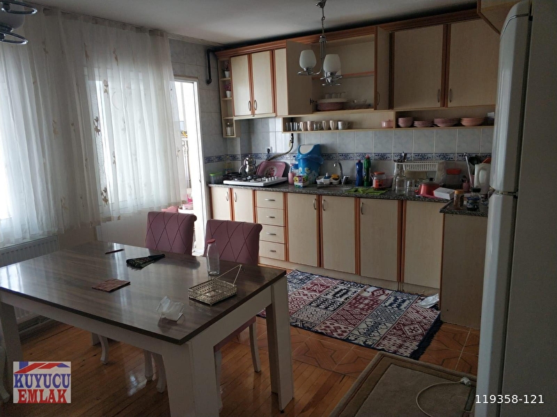 1 500 Tl Buca Da Esyali Dogalgazli Kiralik 3 1 Arakat Daire