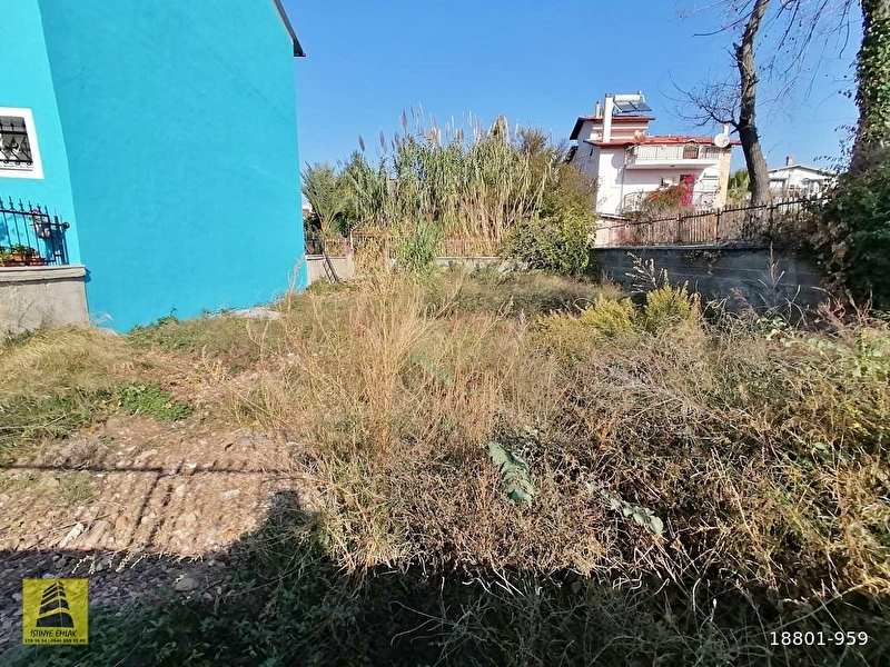 790 000 Tl Istinye Emlak Tan Guzelbahce Siteler De Satilik Arsa