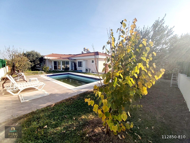 2 550 000 Tl Akbaldan Akcay Cemiltemelde 676m2 Yuzme Havuzlu Mustakil Villa